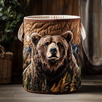Brauner Bär im Wald Wäschekorb