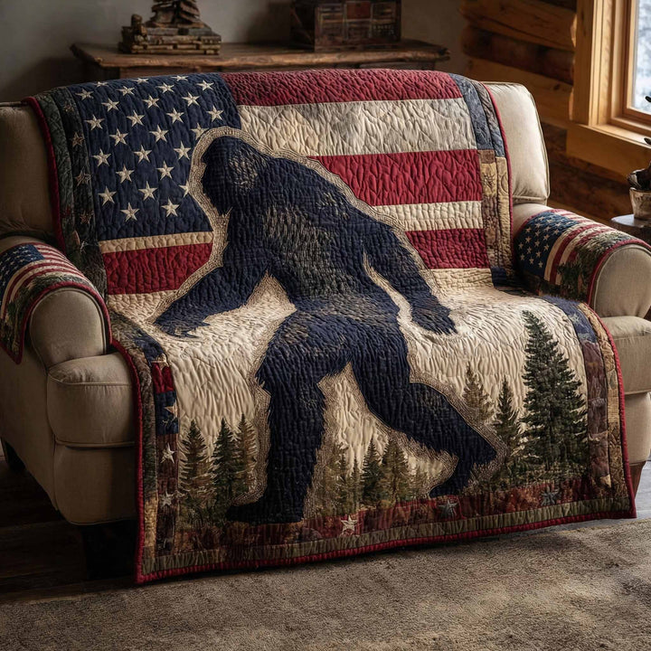 Bigfoot Lagerfeuer Mondnacht Sofaüberwurf