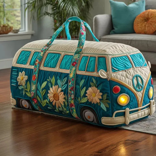 Gesteppte Reisetasche als Retro-Bus in Petrol mit Sonnenblumen