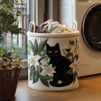 Schwarze Katze mit Lilien Wäschekorb