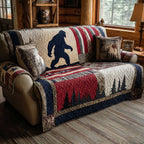 Bigfoot Lagerfeuer Mondnacht Sofaüberwurf