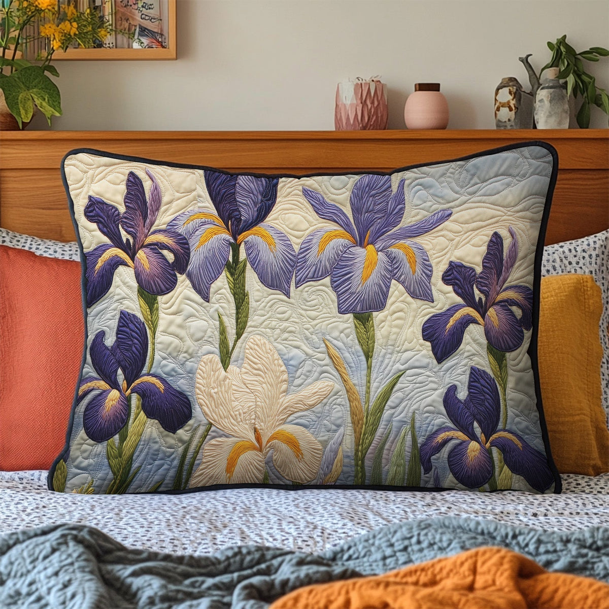 Lila Iris Blüten Kissenbezug