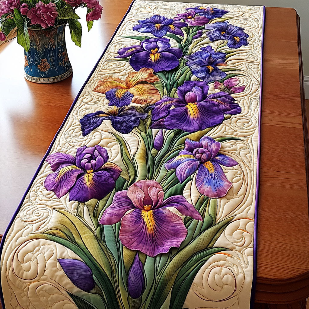 Lila Iris Blütencharme Tischläufer