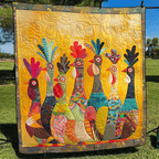 Farbenfrohe Hähne Kunst Wandbehang