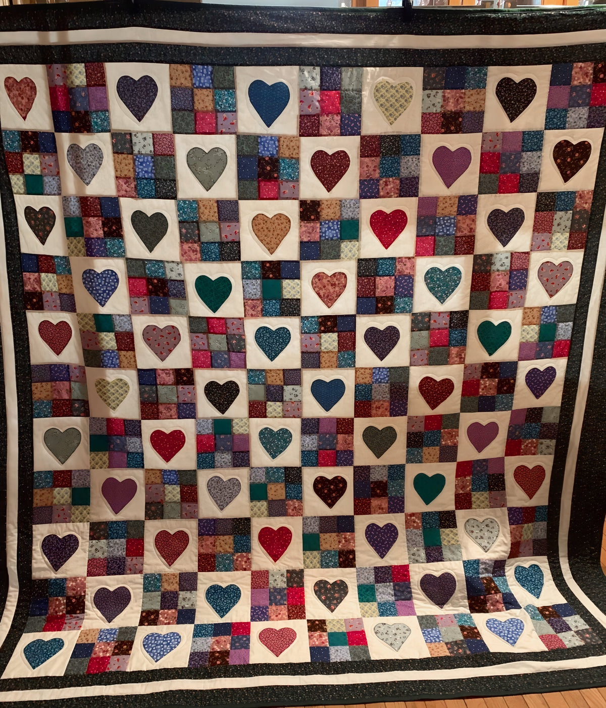Vintage Blütenherzen Patchwork Decke