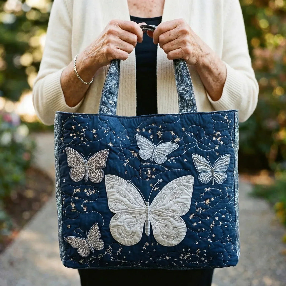 Handgemachte Tasche – Silberner Schmetterling